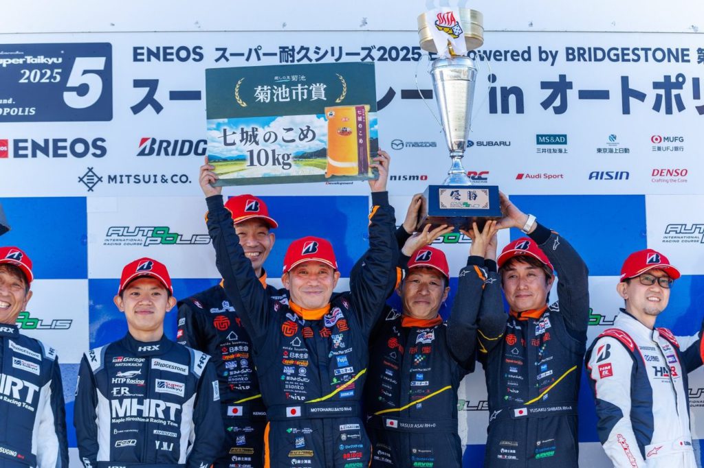 Koshido Racing KOSHIDO RACINGにとってはこれがスーパー耐久初勝利。価値ある一勝となります